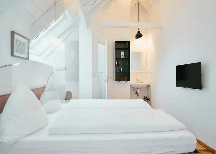 Kuechenbleibe شقة *